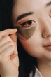 Гидрогелевые патчи с экстрактом чёрной шелковицы Esedo Korea Morusnigra Stressrelief Eye Mask Black, 60шт - изображение 8