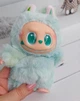 Игрушка-брелок Labubu Лабубу в костюме мятного цвета, 17 см - изображение 3