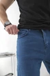 Чоловічі джинси Regular Fit Karma блакитного кольору 32 (8049436) - изображение 6