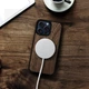 Накладка SkinBacker Wood для Apple iPhone 15 Pro Американский орех (79592) - изображение 4
