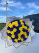 Подарочный букет цветов из мыла 51 роза желто-синего цвета, красивый букет роз для девушки, жены, мамы, сестры - изображение 1