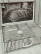Жаккардовое покрывало с наволочками London Olga 265 x 275 см с кружевом серо-бежевое - изображение 2