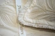 Жаккардовое покрывало с наволочками Carina Cream 240 x 260 см - изображение 4