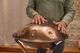 Хендпан MEINL Sonic Energy Sensory Handpan F Pygmy Vintage Copper 22" HPSTL110CU - изображение 8