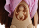 Lalka Lean Toys Mama w ciąży z dzieckiem ta akcesoriami 30 cm (5905515355575) - obraz 4