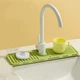 Силиконовый коврик для мойки с отводом воды, зеленый, 37х12 см, FAUCET 1077, прочный и гибкий - изображение 1