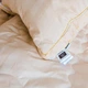 Подушка антиаллергенна MirSon Carmela DeLuxe №116 Thinsulate + EcoSilk 50х70 см Середня (2200000008602) - зображення 6