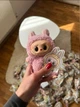 Лабубу Labubu мягкая игрушка брелок 15 см монстр сюрприз секретный цвет с ремешком кудрявая TikTok тренд - изображение 4