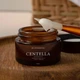 Антивозрастной крем под глаза с лифтинг-эффектом на каждый день "CENTELLA" против морщин, мешков под глазами и темных кругов вокруг глаз с пептидами, с антиоксидантным и увлажняющим действием и охлаждающим эффектом для питания кожи 30 мл (112519) - изображение 3