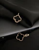 Серьги "Клевер" английский замок золотого цвета 30609 One Size - изображение 3