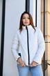 Женская демисезонная короткая куртка Lusskiri S молочная 526932 - изображение 1
