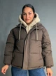 Куртка женская Lady Yep 8096 оверсайз с капюшоном и мехом тедди 46 коричневая - изображение 4