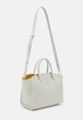 Жіноча сумка-тоут FURLA GENESI TOTE - Handbag Marshmallow WB00811-BX0053 (82879) - зображення 3