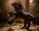 Єдиноріг жеребець Obsidian Breyer 1841 - изображение 2