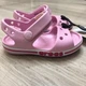 Дитячі сандалії для дівчинки Crocs Bayaband Sandal Ballerina Pink/Candy Pink (33/34, рожевий) - зображення 5