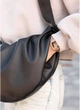 Жіноча сумка Хобо SAMBAG Чорна (724058428) - зображення 7