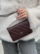 Сумка жіноча із срібною фурнітурою в стилі Chanel Caviar Quilted Wallet on Chain WOC Burgundy - изображение 7