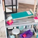 Кукольный деревянный домик KidKraft Bianca City Life 65989 с 26 аксессуарами и световыми эффектами - изображение 5