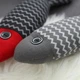 Іграшка для котів Pet Style Рибка з котячою м'ятою 21 х 9 см Чорна - зображення 2