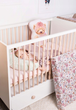 Poduszka do karmienia Ceba Baby Huggy Basic Tiny Leaves (5907672342061) - obraz 5