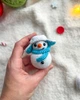 Новогодний вязаный снеговик – игрушка амигурумы для рождественского декора. Снеговик. Рождественские игрушки к - изображение 6
