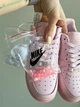 Жіночі кросівки рожеві NOCTA x Air Force 1 Love You Forever Pink Foam 39 - зображення 7