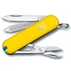 Складаний ніж Victorinox Classic SD багатофункціональний для повсякденного використання жовто-синій - зображення 1