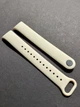 Силиконовый ремешок Original Design MiJobs для фитнес браслета Xiaomi Mi Band 8/9/10 Milk с металлическим креплением + металлическая кнопка (mrk6564) - изображение 2