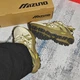 Чоловічі кросівки Mizuno Racer Trail Light Apricote/Mud Brown 43 Оливковий D1GH223810 - изображение 3
