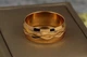 Обручальное кольцо Xuping Jewelry граненый рисунок капелька 8 мм р 19 золотистое - изображение 8