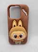 Детский резиновый чехол Labubu для Apple iPhone 14 Pro Max / 15 Pro Max с подставкой держателем Коричневый - изображение 1