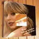 Декоративное зеркало "Певица Тейлор Свифт. Taylor Swift" для фанатов, поп музыка, украшение интерьера в спальню, бар, клуб, кафе, подарок - изображение 1
