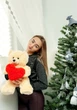 Плюшевий ведмедик Френк 65 см Teddy Boom Кремовий з червоним серцем - зображення 4