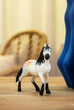 Фігурка Schleich Ювілейне видання до 90-річчя Кінь з веселковими плямами SLH72269 (4069111030609) - зображення 4