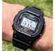 Противоударные часы Casio G-Shock DW-5600UE-1ER с полимерным ремешком - изображение 4