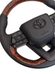 Руль для Toyota Land Cruiser 100, Prado 120. В стиле LC300. Под цвет салона. Логотип – черный глянец. - изображение 2
