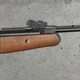 Пневматична гвинтівка Beeman Hound (1210) 4.5 мм, дерев'яне ложе, пружинно-поршнева + чохол + кулі 200шт + оптичний приціл 4х32 - изображение 7