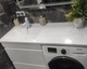 Стільниця 1240х510 з суцільнолитою чашею ''Тіфані'' розмірами 540х300 товщиною 30мм у кольорі Білий глянець - изображение 4