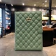 Чехол LuxuryFlip для Apple iPad 7 (10.2" экран) с короной Mint - изображение 4