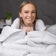 Ковдра півтораспальна 140×205 літня легка ТЕП Friendly White Comfort, антиалергійна, мікрофібра, 200 г/м² (1-03250_00000) - зображення 7