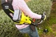 Триммер садовый аккумуляторный RYOBI ONE+ OBC1820 B 18 В 20 см нож/леска 30 см эргоремни Vertebrae 4.7 кг без АКБ и ЗУ (5133002619) - изображение 2