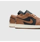 Кроссовки женские Jordan Air 1 Low 36.5 Комбинированный DC0774-021 - изображение 6