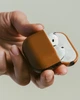 Чехол Nomad Modern Leather English Tan для Airpods 4th Gen (NM014575858) - изображение 7