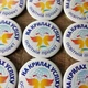 Значок "На крилах успіху" 50 мм Білий 1 шт (19-1934) - зображення 4