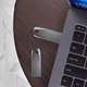 Флешка Seuno крас USB 3.0 256 ГБ — металлический накопитель с кольцом, серебристая (GS883) - изображение 3