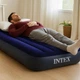 Надувной матрас Intex 64756 Classic Downy 191×76×25 см — одноместный флокованный, с клапаном 2 в 1 - изображение 4
