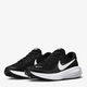 Buty do biegania męskie Nike Revolution 8 HJ9198-003 47.5 (13US) 31 cm Czarne (197862886597) - obraz 2