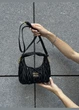 Женская сумка багет Miu miu 2178 черная - изображение 2