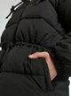 Подростковая зимняя длинная куртка для девочки X-Woyz DT-8368-8 140 см Черная (2000002510321) - изображение 8
