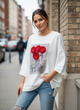Женский свитшот oversize с вышивкой Маки Modna KAZKA MKNK4567 - 38/40, Білий - изображение 1